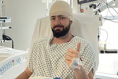 Автомобилист сбил электросамокатчика с раком мозга и спас ему жизнь Автомобилист сбил электросамокатчика с раком мозга и спас ему жизнь